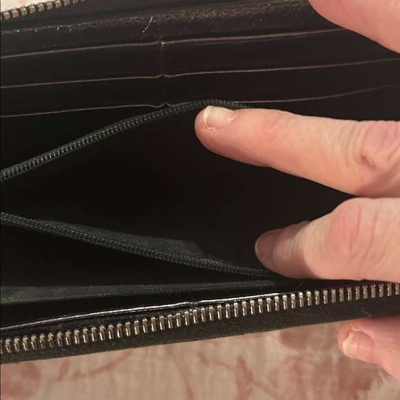 Yves Saint Laurent Leather Continental Wallet - Picture 9 of 13